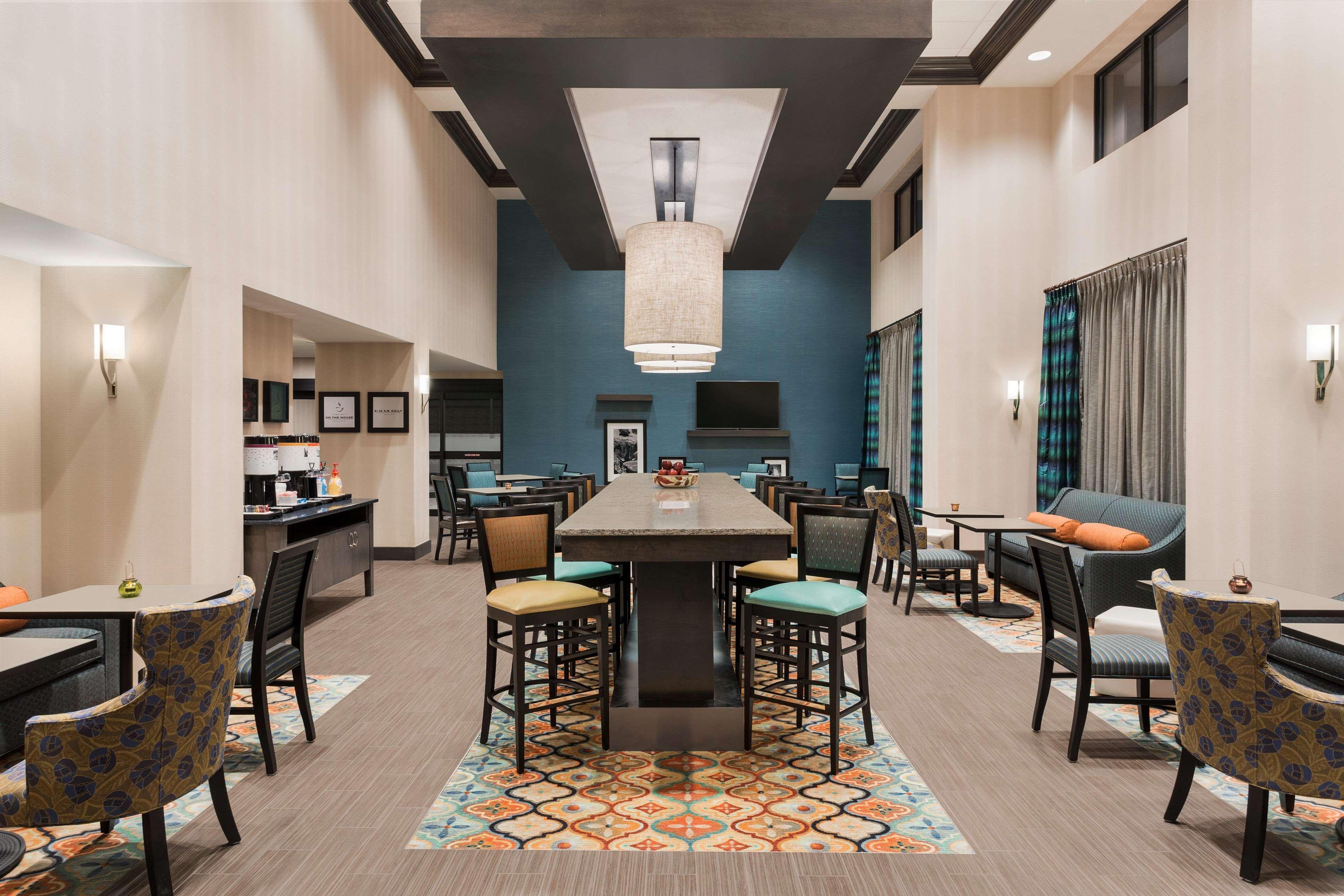 Hampton Inn & Suites West Des Moines Mill Civic Eksteriør billede