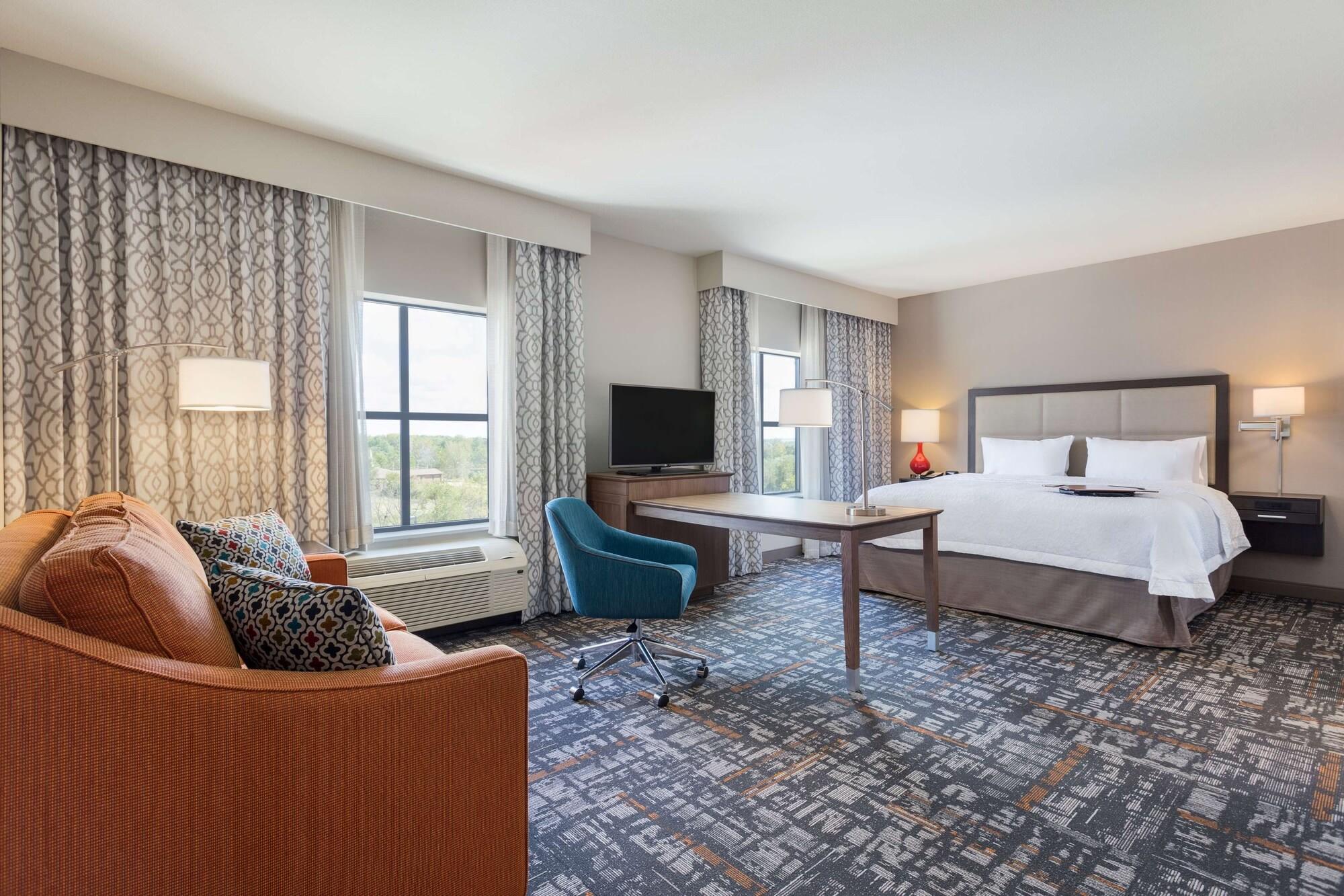 Hampton Inn & Suites West Des Moines Mill Civic Eksteriør billede