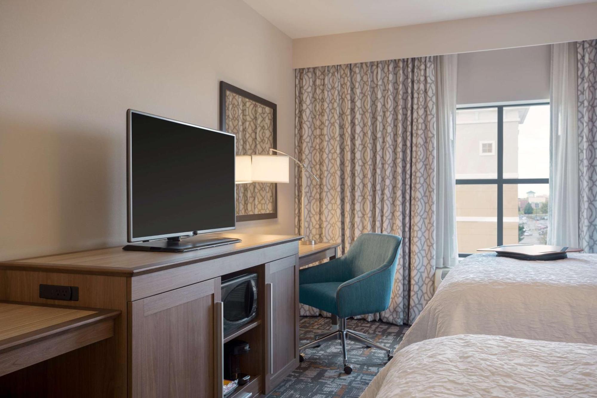 Hampton Inn & Suites West Des Moines Mill Civic Eksteriør billede